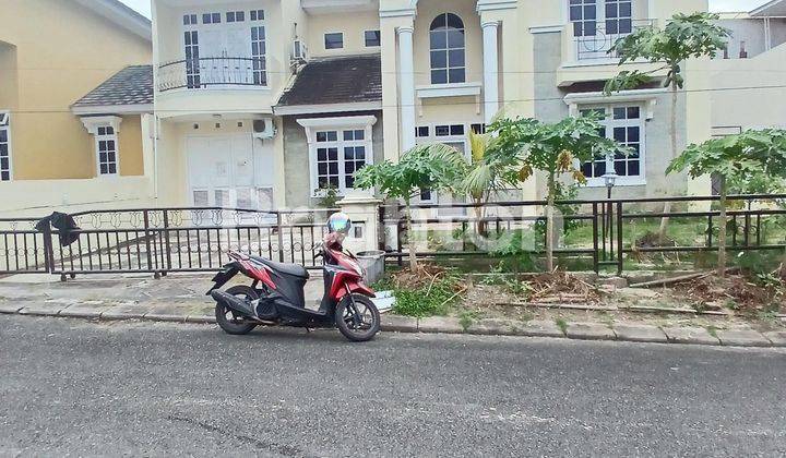 RUMAH 2 LANTAI SIAP HUNI COCOK UNTUK MES ATAU KANTOR DI PERUMAHAN ELIT BALIKPAPAN BARU 1