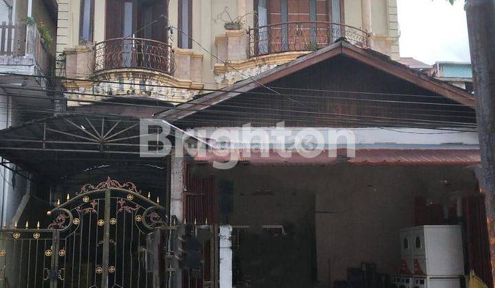 RUMAH 2 LANTAI DI TEPI JALAN POROS COCOK  UNTUK BISNIS  DI TENGAH KOTA BALIKPAPAN 1