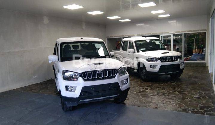 SHOWROOM MAHINDRA COCOK UNTUK KANTOR, BISNIS LAINNYA DI  JALAN  MARSMA R.ISWAHYUDI 2