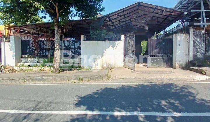 RUMAH STRATEGIS COCOK UNTUK USAHA DI MARTADINATA 1