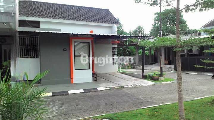 RUMAH POSISI HOOK SIAP HUNI DALAM CLUSTER PERUMAHAN AMAN TENANG DI BALIKPAPAN UTARA 1