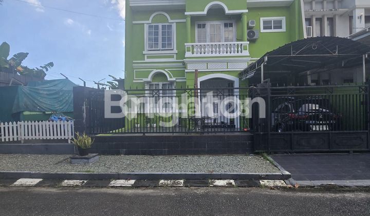 RUMAH 2 LANTAI BERSIH TERAWAT SIAP HUNI DI BALIKPAPAN BARU
