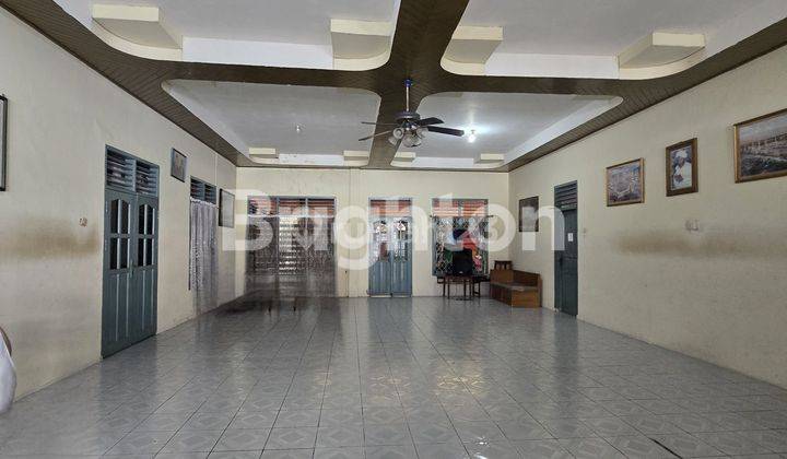 RUMAH PUSAT KOTA COCOK UNTUK BISNIS ATAU  HUNIAN PRIBADI DI PUSAT KOTA. 2