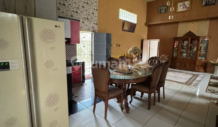 Strategic Shop House on the Side of Soekarno Hatta Road, Samarinda 2