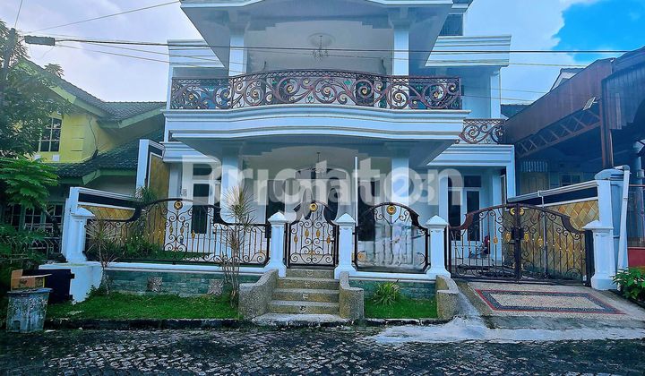 RUMAH BERSIH TERAWAT SIAP HUNI TANPA HARUS RENOV DI BALIKPAPAN BARU RUMAH BERSIH TERAWAT SIAP HUNI TANPA HARUS RENOV DI BALIKPAPAN BARU