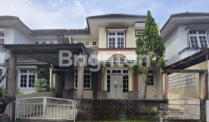 RUMAH SEMI FURNISH 2 LANTAI SIAP HUNI DALAM CLUSTER PERUMAHAN BALIKPAPAN BARU 1