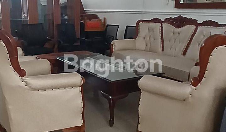 RUMAH MEWAH 2 LANTAI BERSIH TERAWAT SIAP HUNI  DI BALIKPAPAN BARU 2
