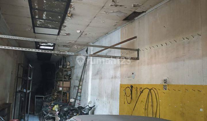 Ruang Usaha di Kopo cirangrang Mainroad Bisa Sewa / Jual Strategis +/- 200 m dr GT kopo 4
