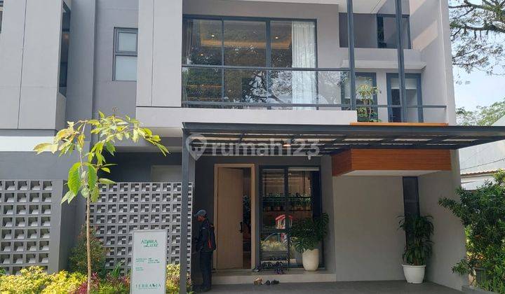 Rumah Baru 3 Lantai Type Hook Unfurnished SHM (Tanpa DP atau DP 0%) 2