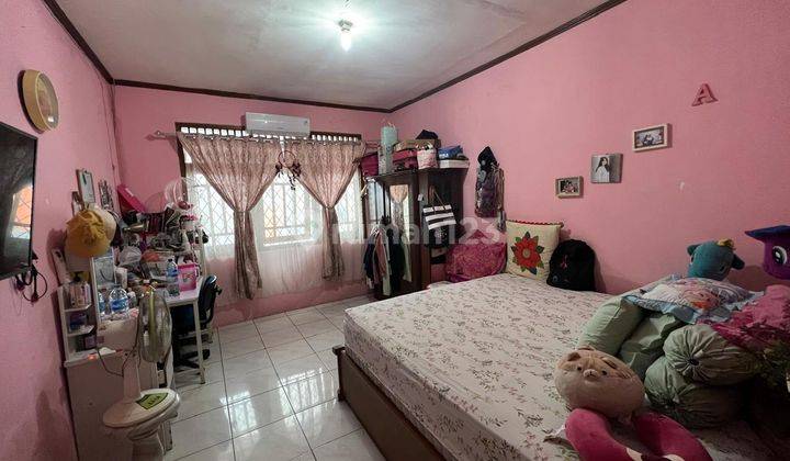 Rumah Bagus di Jalan Mandala Utara Tomang plus 6 Kamar Kost (posisi Hook) 2