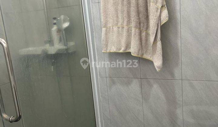 Rumah Bagus 2 Lantai Posisi Hook di Villa Melati Mas Residence (Unfurnished, SHM) 2