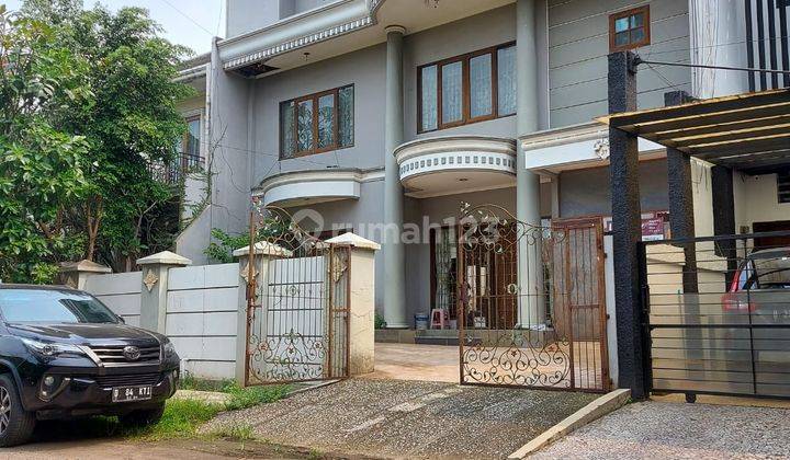 Rumah Bagus 3 Lantai di tepi Jalan Boulevard Regensi Melati Mas Residence Serpong, Tangsel, Semi Furnished, SHM 1