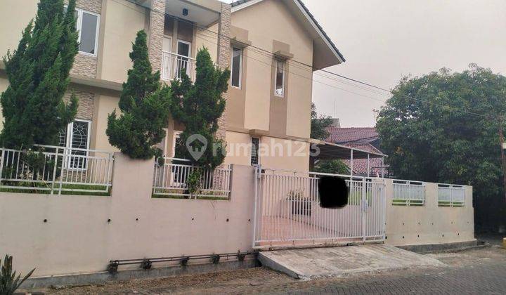 Rumah 2 Lantai Bagus Unfurnished di Villa Melati Mas, Tangerang Selatan, SHM 1