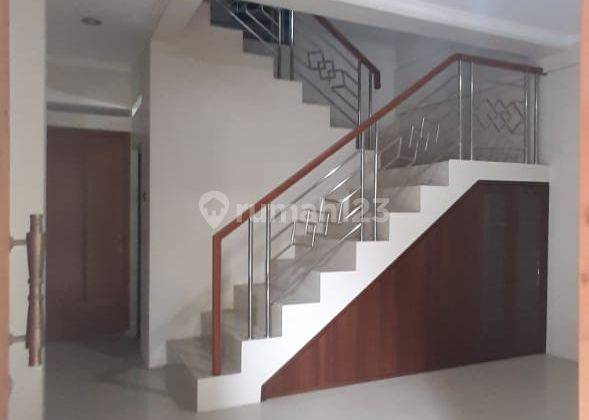 Siap Huni Baru Mewah 3 Lantai di Tci Taman Cibaduyut Indah Dekat Kopo Permai TKI Bandung 1