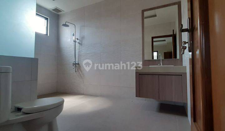 Siap Huni Baru Mewah 3 Lantai di Tci Taman Cibaduyut Indah Dekat Kopo Permai TKI Bandung 2