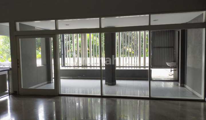 Wow Jarang Ada Gedung Kantor Gudang Pusat Kota 3 Lantai Dekat Tol Pasteur Surya Sumantri Setrasari Sutami Sukajadi Bandung