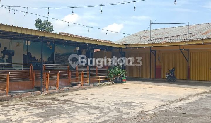 LAHAN BISNIS DI PINGGIR JALAN RAYA 