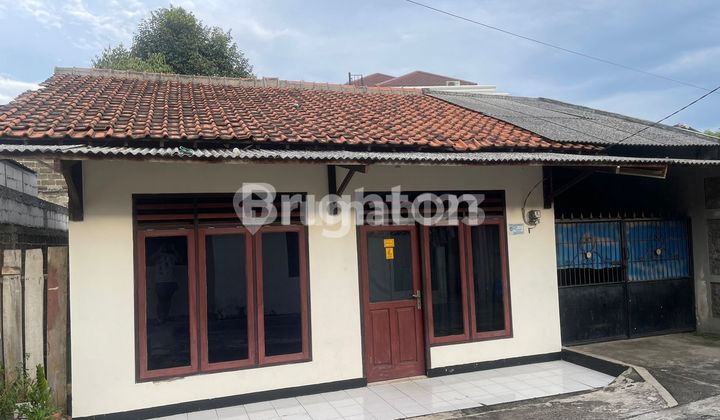 RUMAH ASRI DI DEPOK