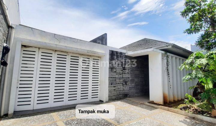 Dijual Cepat Rumah Luas di Jl. Mundu Rawamangun , Jakarta Timur 1