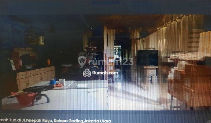 Dijual Cepat Rumah Tua 1,5 Lantai Pelepah Kuning di Kelapa Gading 1