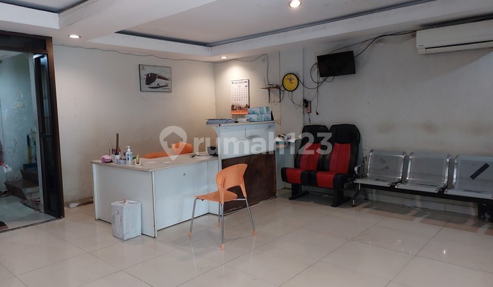 Dijual Cepat Ruko 3 lantai Pertokoan Pulomas, Jakarta , hadap jalan utama, parkiran super luas Dijual Cepat Ruko 3 lantai Pertokoan Pulomas, Jakarta , hadap jalan utama, parkiran super luas