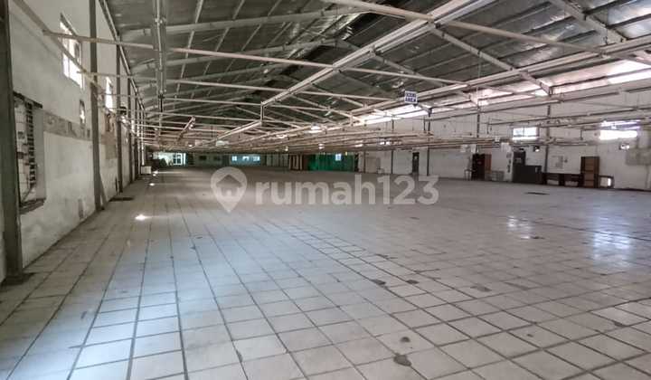 Dijual Cepat (dibawah harga NJOP) lahan luas ex pabrik lengkap dengan bangunan yang sangat luas di Kaliabang, Bekasi