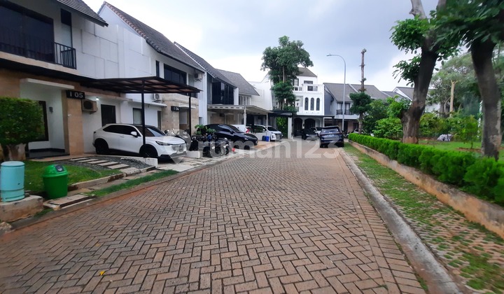 Dijual CEPAT , Rumah 2 lantai siap huni, bebas banjir dalam cluster ekslusif, Jakarta Timur