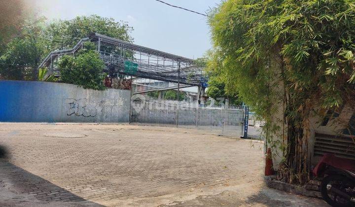 Dijual Cepat Ruko 3,5 Lantai Siap Pakai Lokasi Strategis, Parkiran Luas , Senen 1