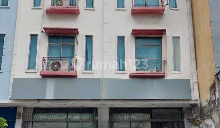 Disewakan ruko gandeng (2 unit) di daerah Cideng , Jakarta Pusat