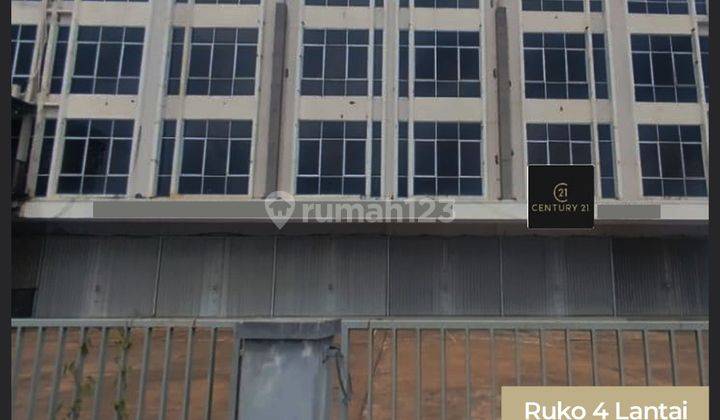 6 Unit Ruko 4 Lantai Jl. Arteri Supadio Kubu Raya Bekas Showroom 1