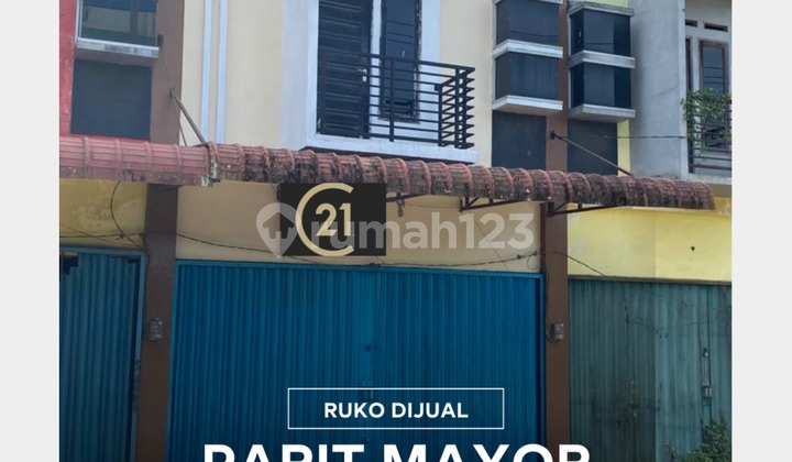 Affordable Shophouse Suitable for Business and Office Pontianak