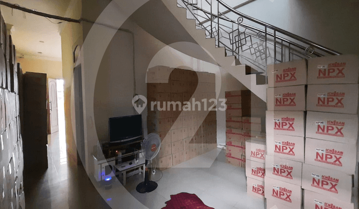 Ruko di Tepi Jalan Untung Seropati 5
