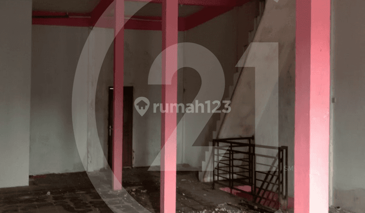 Ruko di Tepi Jalan Tanjung Raya Ii 3