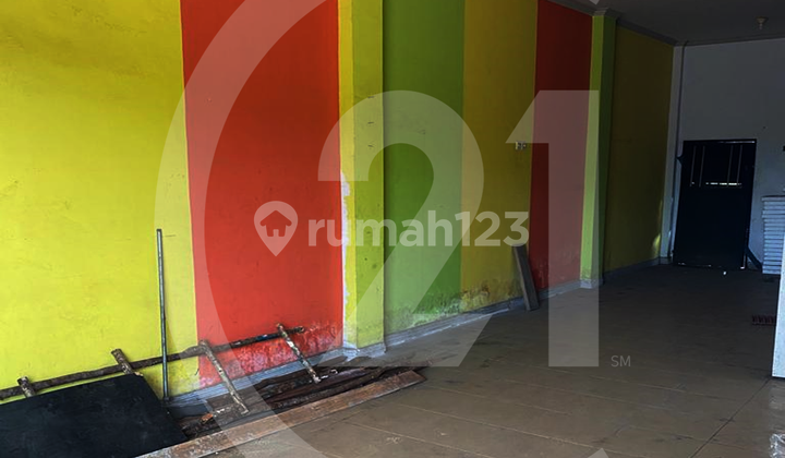 Ruko di Tepi Jalan Amanah 4