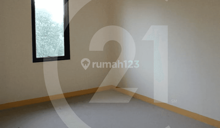 Rumah 2 Tingkat Siap Huni di Jalan Perintis 4