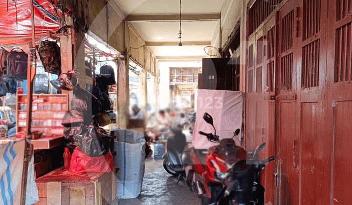 Ruko Usaha 2 Tingkat di Jalan Asahan 2