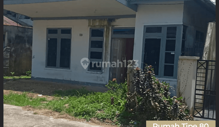 Rumah Tipe 80 di Jalan Perintis Kemerdekaan 1