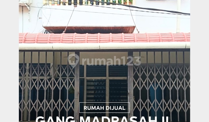 Rumah 2 Tingkat Siap Huni, Dekat Kampus dan Pusat Kota Rumah 2 Tingkat Siap Huni, Dekat Kampus dan Pusat Kota