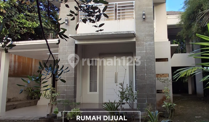Rumah Mewah Nyaman dan Asri Full Furnished Kota Samarinda Rumah Mewah Nyaman dan Asri Full Furnished Kota Samarinda