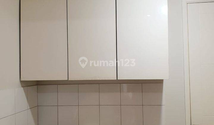 Apartemen di Bekasi Hadap Pool Harga Terjangkau