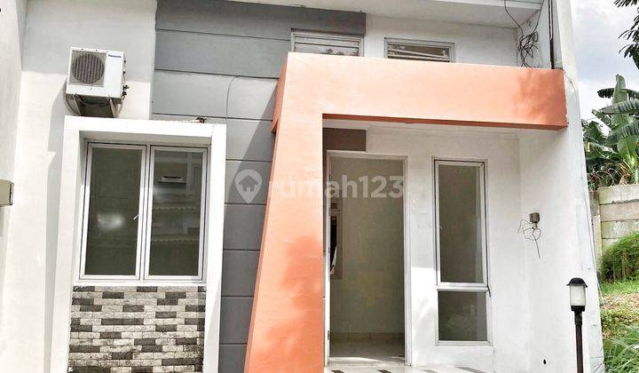 Rumah Hook Bagus Unfurnished di Legenda Wisata, Jakarta Timur 1