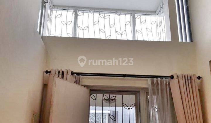 Rumah Semi Furnished siap huni di Citra Grand, Jakarta Timur 2