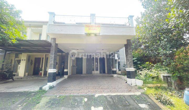 Rumah 2 Lantai  Semi Furnished di Legenda Wisata, Jakarta Timur 1