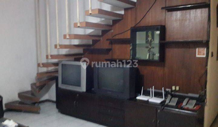 Dijual Rumah Surya Wijaya Dekat Taman Ratu 1