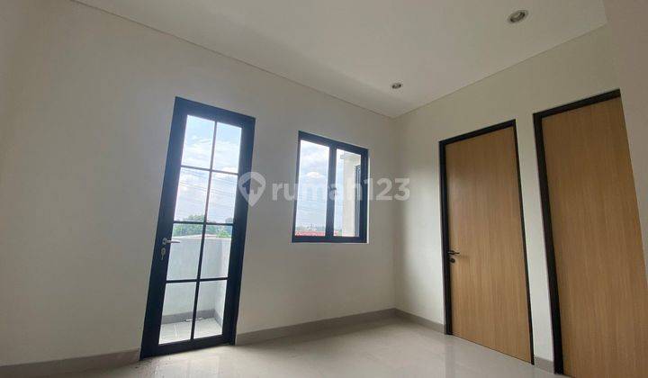 23185 Jual Rumah 2 Lantai di Rangkapan Jaya Dekat Tol Free Kpr 2