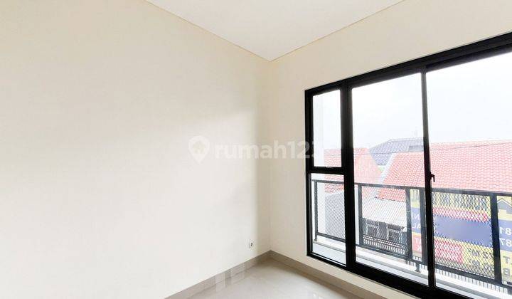 Jual Rumah Cantik di Jalan Swadaya Ii Dekat Tol Bisa Kpr J23185 2