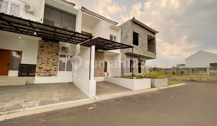 Rumah 4 Menit ke The Park Sawangan Siap Huni Dibantu KPR J-25062