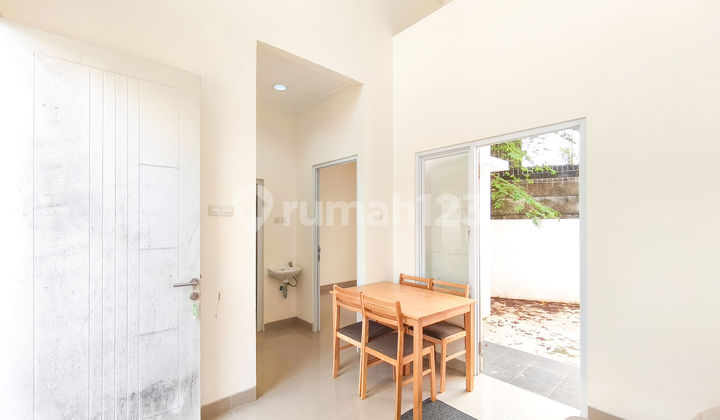 SHM House Ready to Occupied 15 Minutes to Hermina Serpong Hospital Assisted with Mortgage J-35183 SHM House Ready to Occupied 15 Minutes to Hermina Serpong Hospital Assisted with Mortgage J-35183