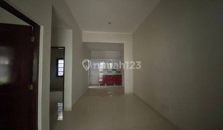 Rumah 15 Mnt ke Metropolitan Cibubur Hadap Selatan Siap KPR J31094 2