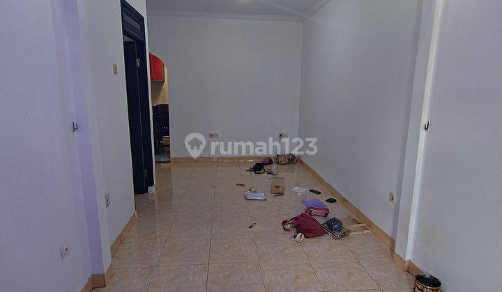 Rumah SHM Siap Huni dekat Lippo Karawaci Tangerang Dibantu KPR J34359 2